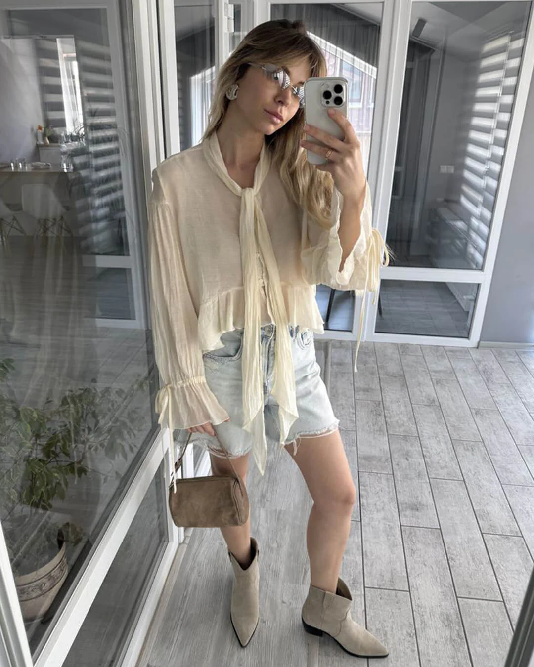 Ellaine Suede Mini Shoulder Bag - Image 11