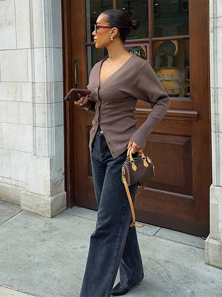 Hannah V-Neck Knit Cardigan - Image 4