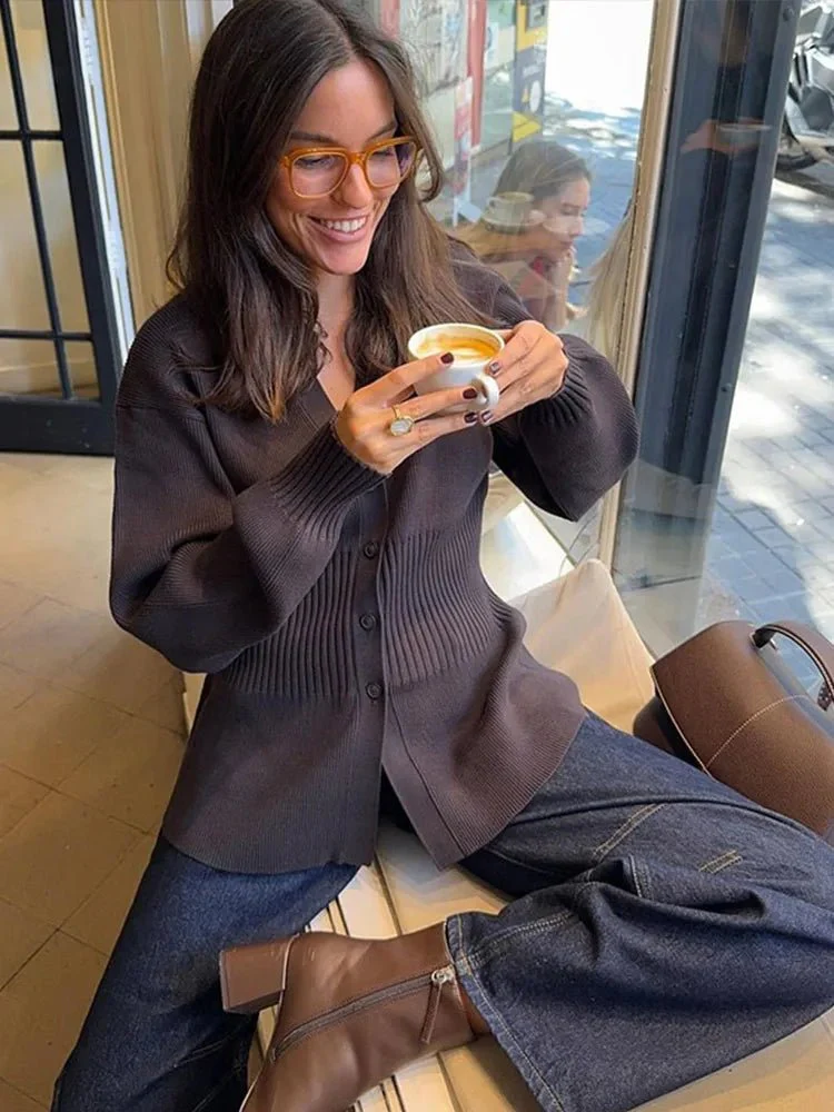 Hazel Waisted V-Neck Cardigan - Image 4