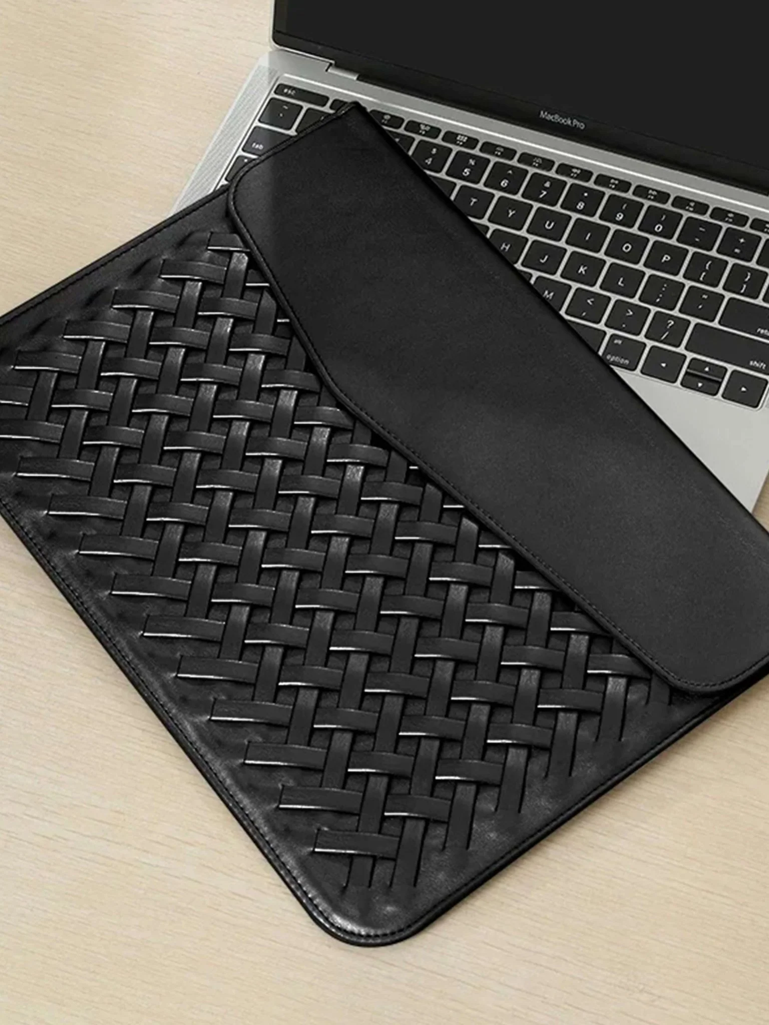 Nica Woven Laptop Bag - Image 4