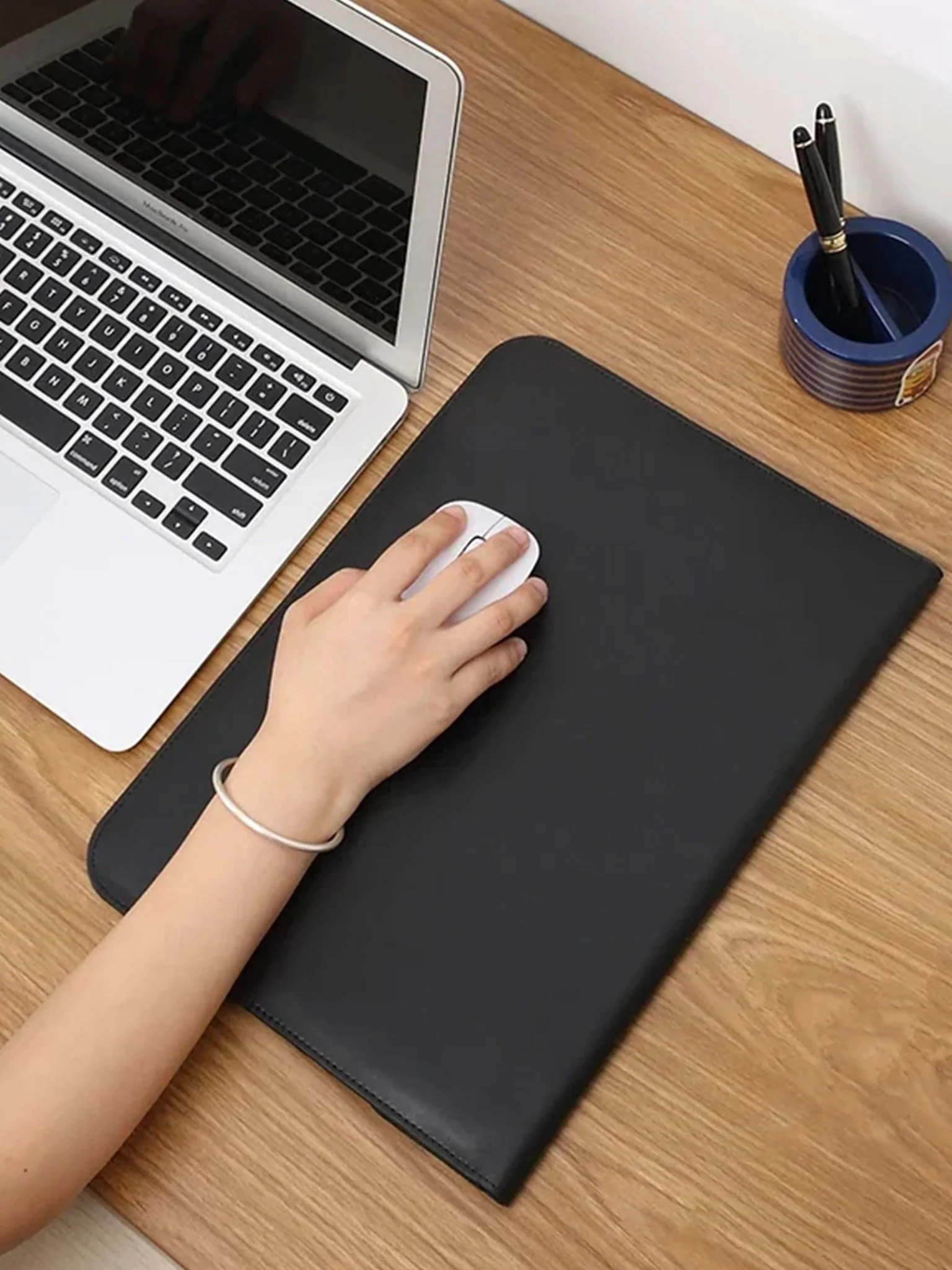 Nica Woven Laptop Bag - Image 6